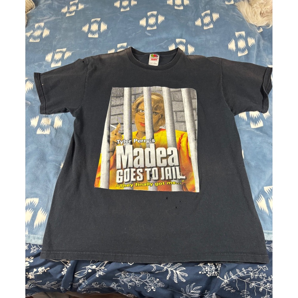 Fruit of the Loom Madea Goes to Jail Graphic T-Shirt Black Mens L Tyler Perry